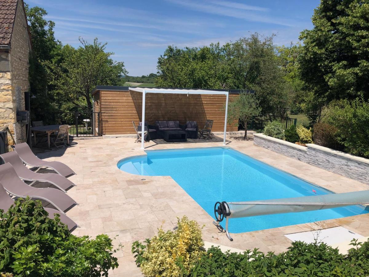 Le Rouge & Blanc Bed and Breakfast Saint-Maurice-le-Vieil Εξωτερικό φωτογραφία