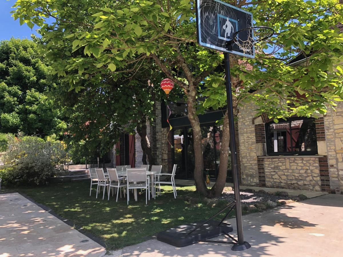 Le Rouge & Blanc Bed and Breakfast Saint-Maurice-le-Vieil Εξωτερικό φωτογραφία