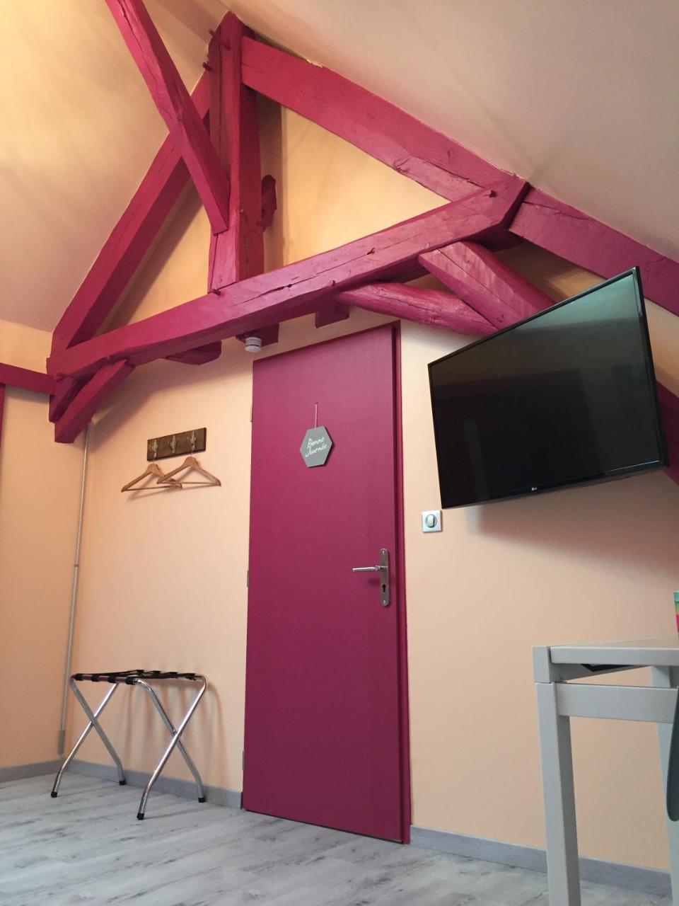 Le Rouge & Blanc Bed and Breakfast Saint-Maurice-le-Vieil Εξωτερικό φωτογραφία