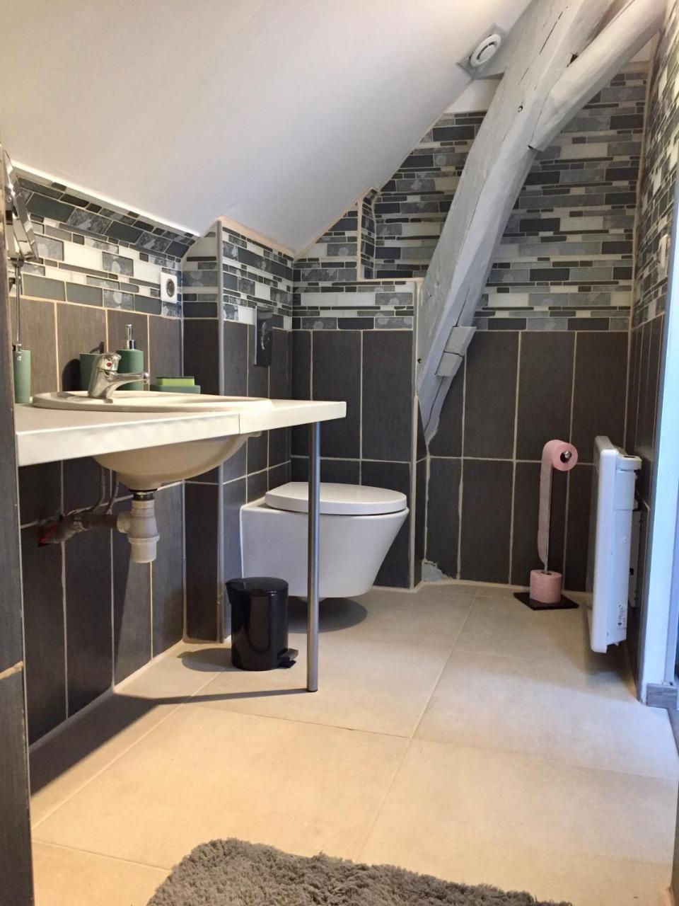 Le Rouge & Blanc Bed and Breakfast Saint-Maurice-le-Vieil Εξωτερικό φωτογραφία